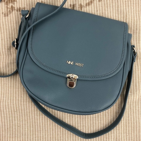 Nine West Handbags - BNWT Nine West Crossbody Purse